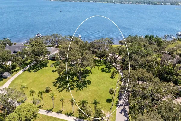 $2,699,000 | 702 32nd Avenue West, Palmetto, FL 34221
