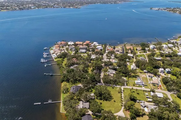 $2,699,000 | 702 32nd Avenue West, Palmetto, FL 34221