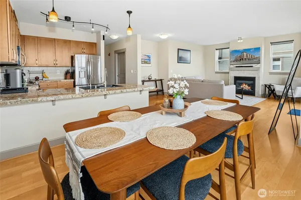 $725,000 | 1880 25th Avenue Northeast, Unit 314, Issaquah, WA 98029