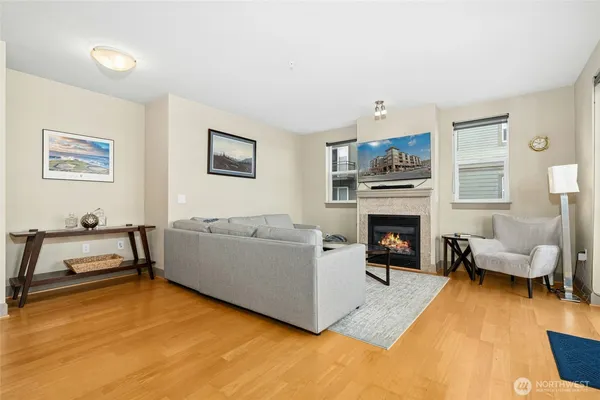 $725,000 | 1880 25th Avenue Northeast, Unit 314, Issaquah, WA 98029