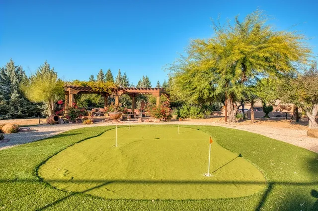 $4,500,000 | 15516 North Friant Road, Friant, CA 93626