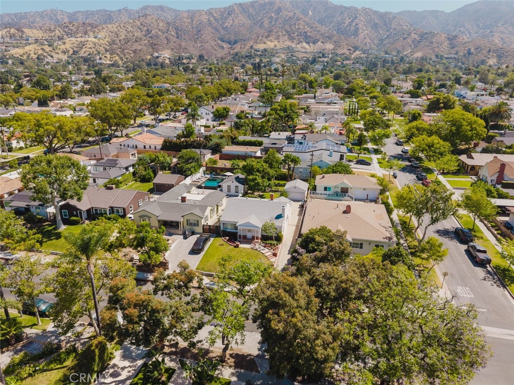 2007 West Kenneth Road Glendale, CA 91201 - Photo 36 of 38