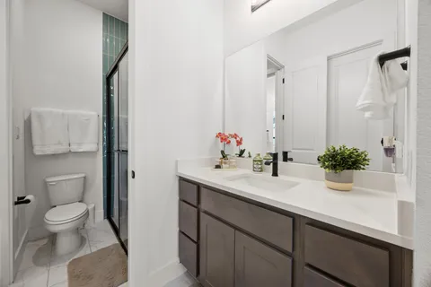 a view of walk in closet