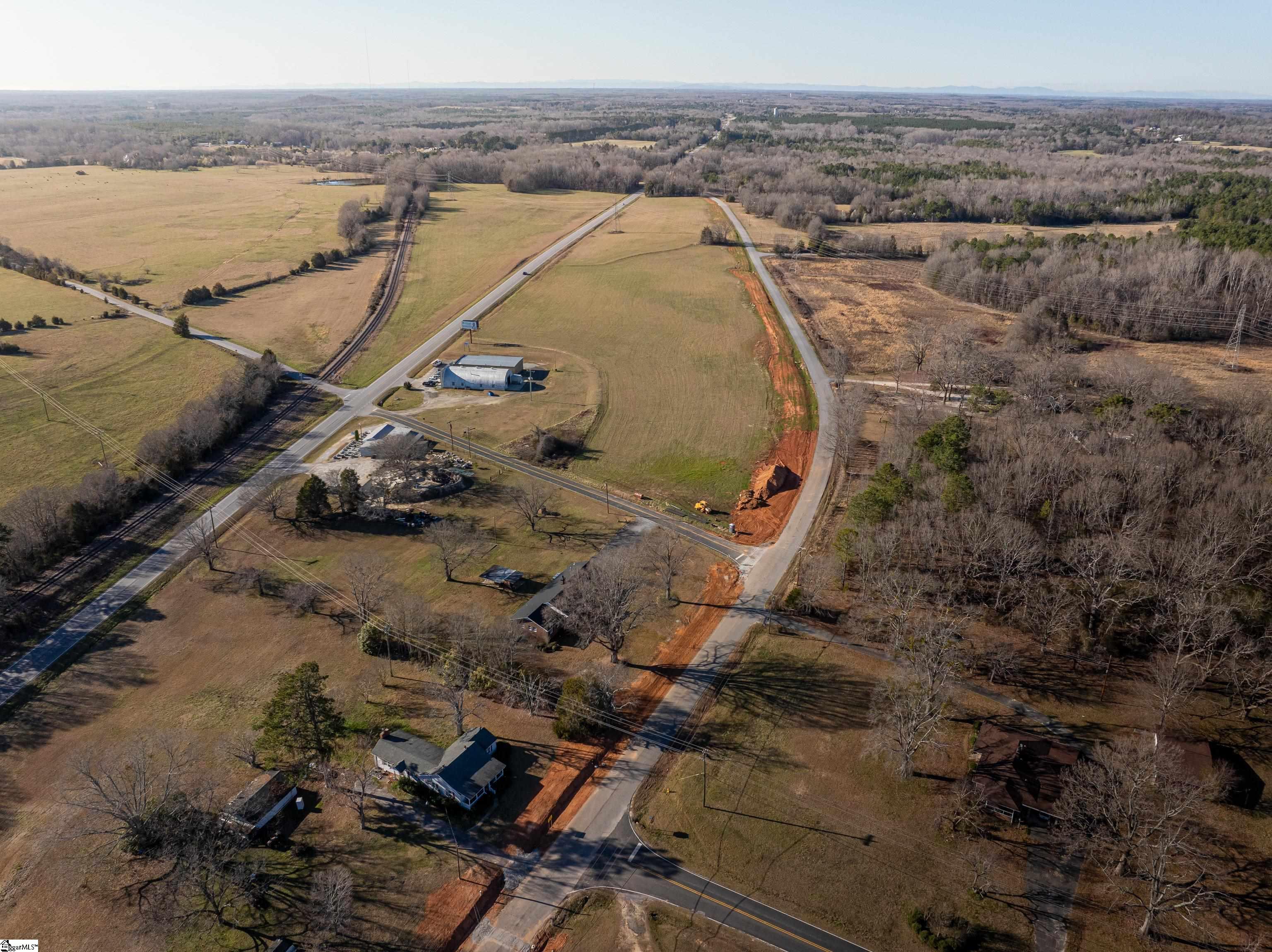2 14th Highway Laurens, SC 29360 - Photo 2 of 18