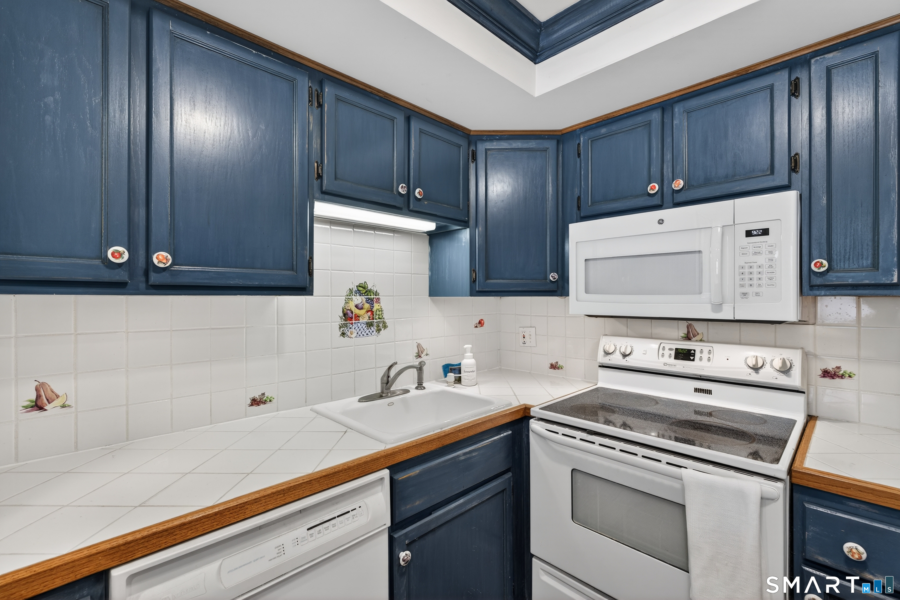 1229 Winsted Road, Unit 57 Torrington, CT 06790 - Photo 10 of 40