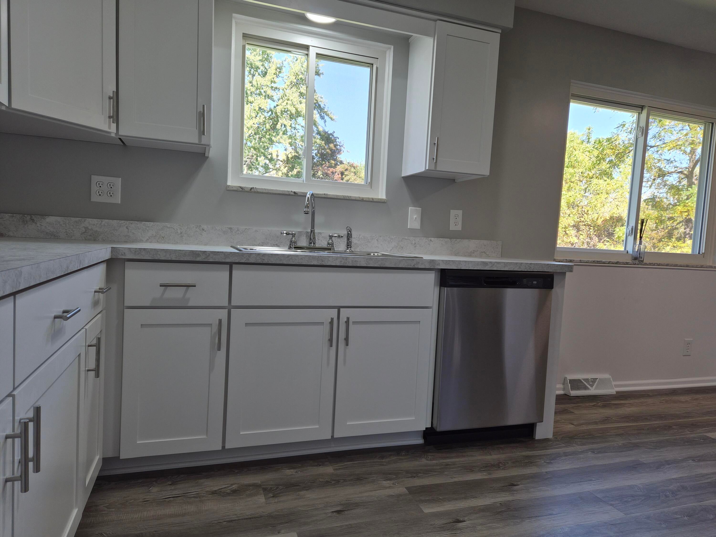 2299 Lavelle Road Flint, MI 48504 - Photo 24 of 77 32319
