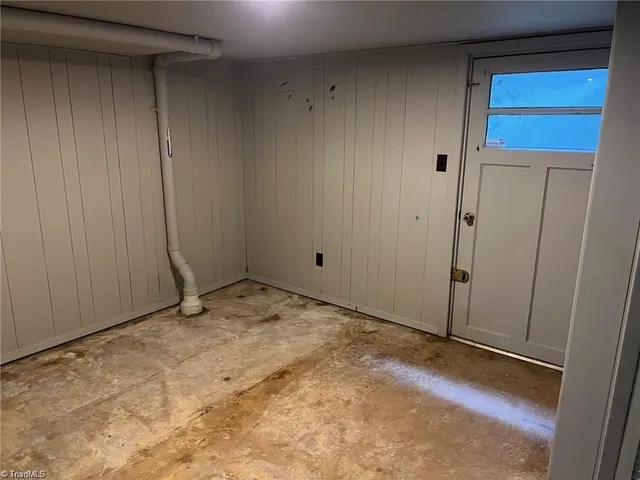 $209,000 | 3010 Brookhill Drive, Winston-Salem, NC 27127