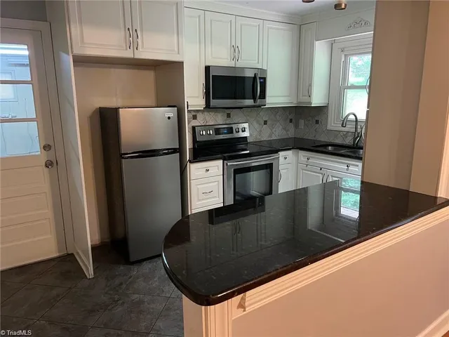 $209,000 | 3010 Brookhill Drive, Winston-Salem, NC 27127