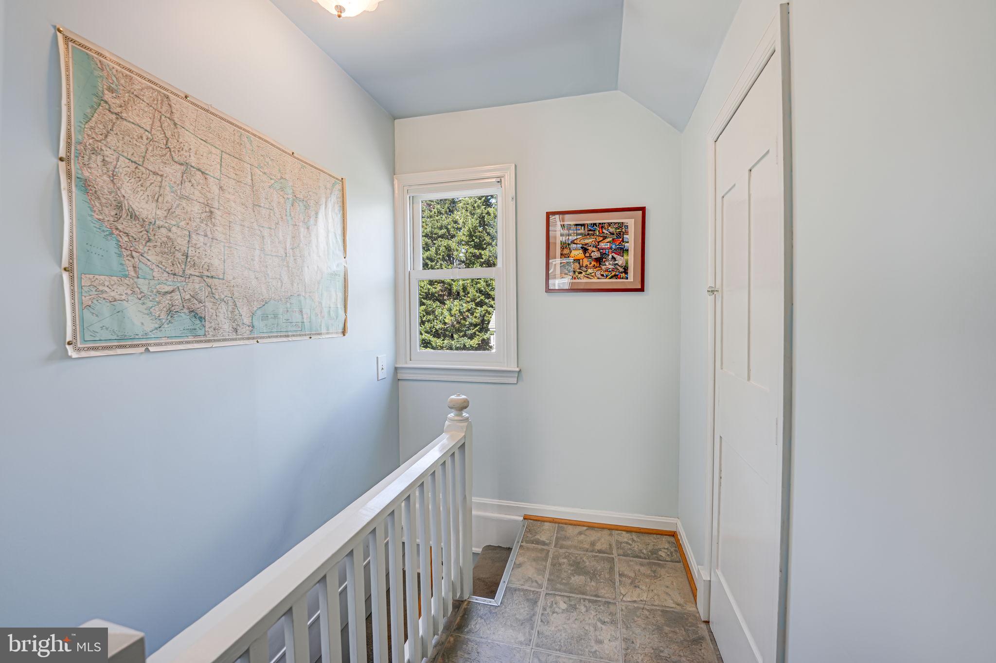 2814 Summerfield Road Falls Church, VA 22042 - Photo 18 of 32 Upstairs Hall