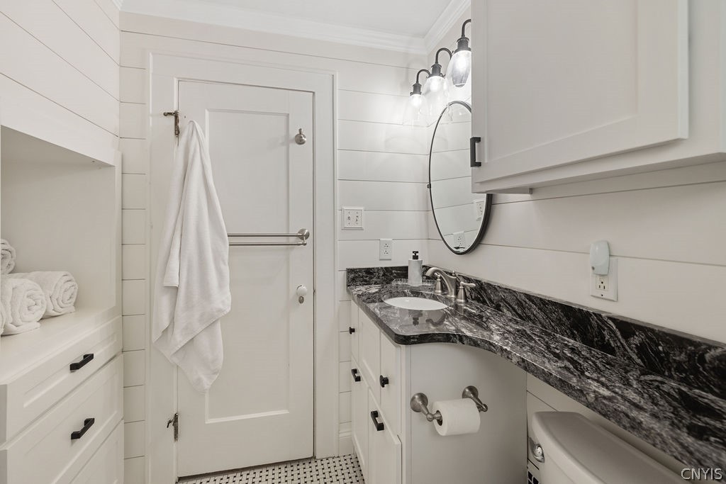 223 Wellington Road DeWitt, NY 13214 - Photo 38 of 44