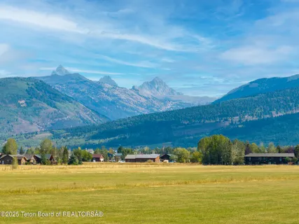 $2,137,000 | 150 West 550 South, Victor, ID 83455