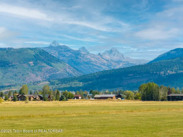 $2,137,000 | 150 West 550 South, Victor, ID 83455