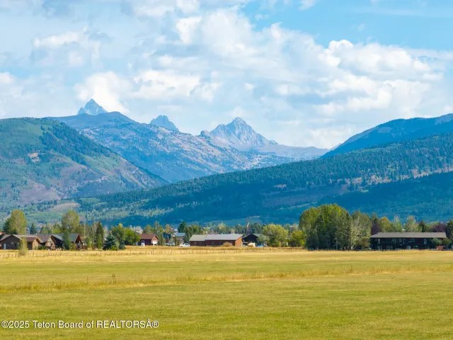 $2,137,000 | 150 West 550 South, Victor, ID 83455