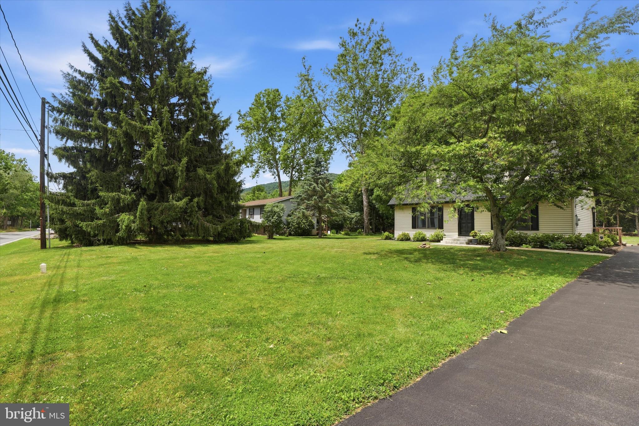 115 Jacks Mountain Road Fairfield, PA 17320 - Photo 2 of 27 Freshly sealed driveway with space for two cars