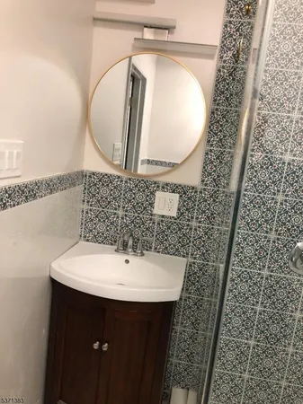 $5,250 | 360 West South Orange Avenue, South Orange, NJ 07079