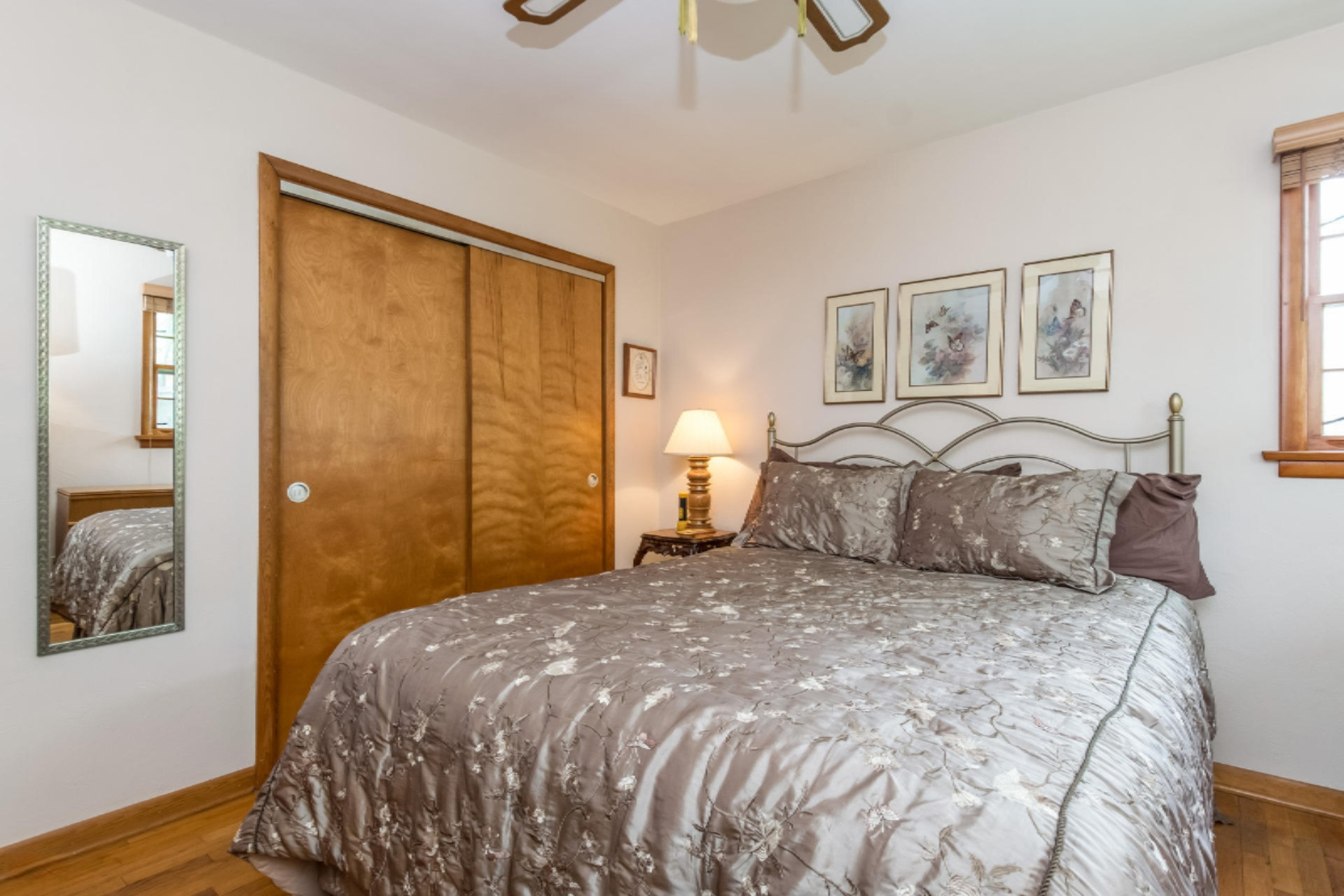 1022 Hampden Road Muskegon, MI 49441 - Photo 15 of 35 014-Master_Bedroom-4232048-medium