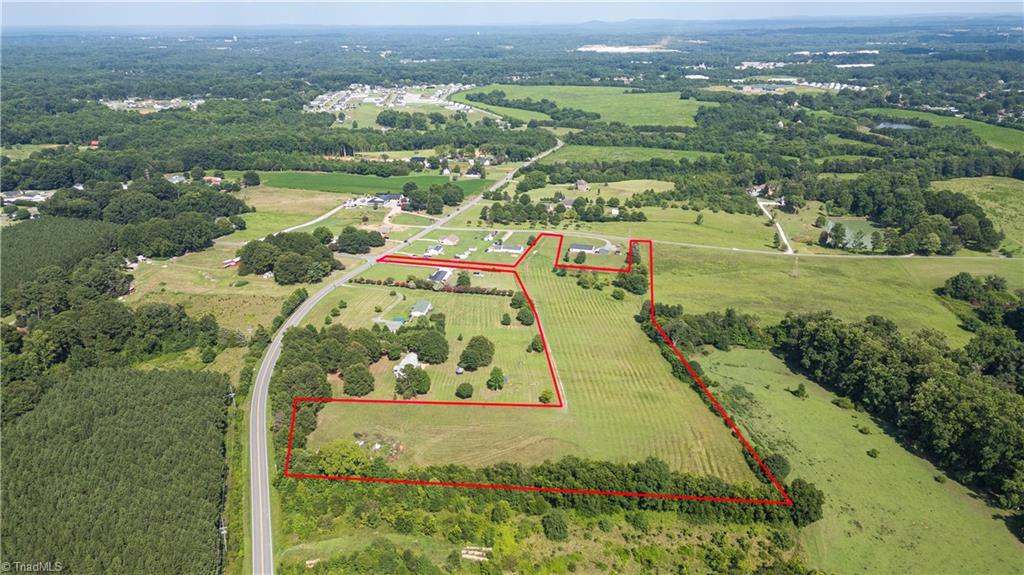 1459 Tyro Road Lexington, NC 27295 - Photo 4 of 10