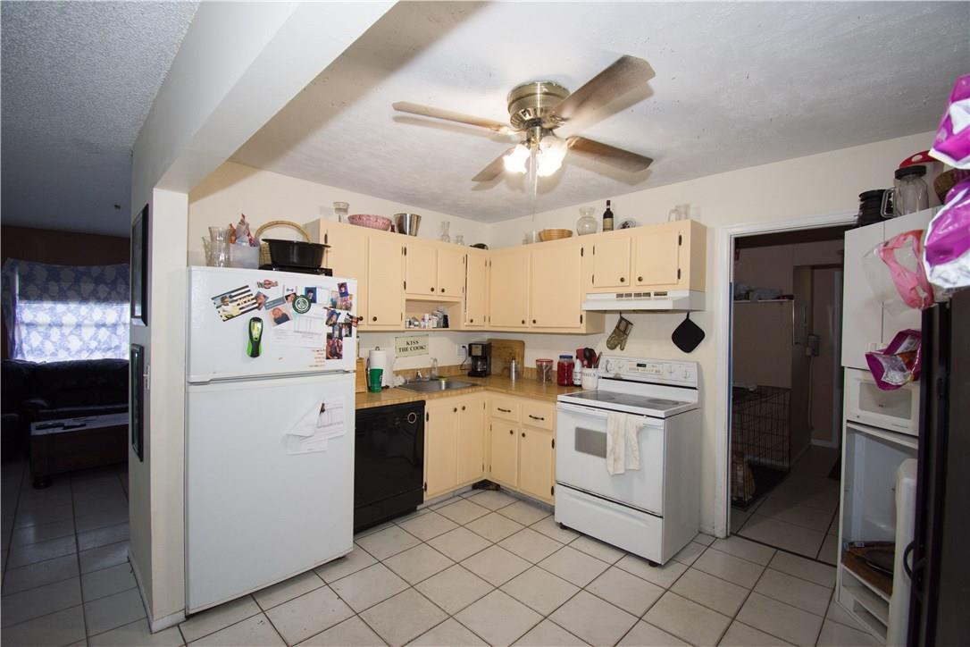 19449 Liberty Road Boca Raton, FL 33434 - Photo 4 of 11 Photo 4