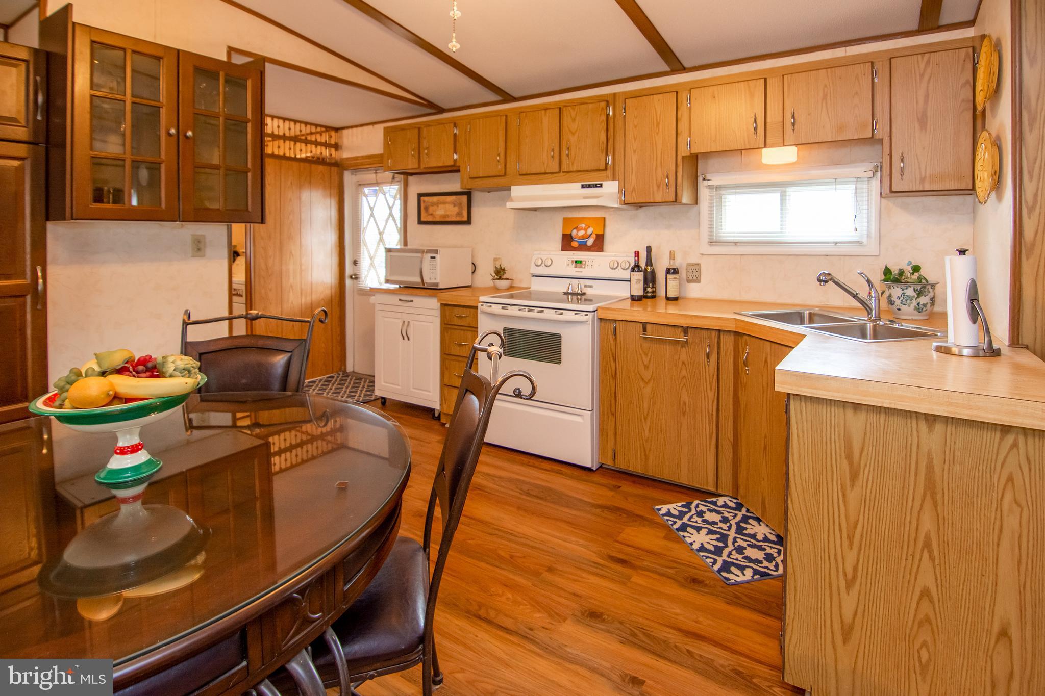 112 Rodeo Circle Middle River, MD 21220 - Photo 8 of 27 Kitchen