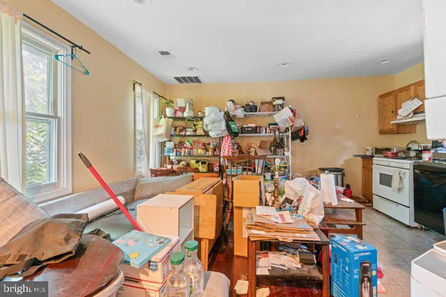 a very nice looking room with many windows