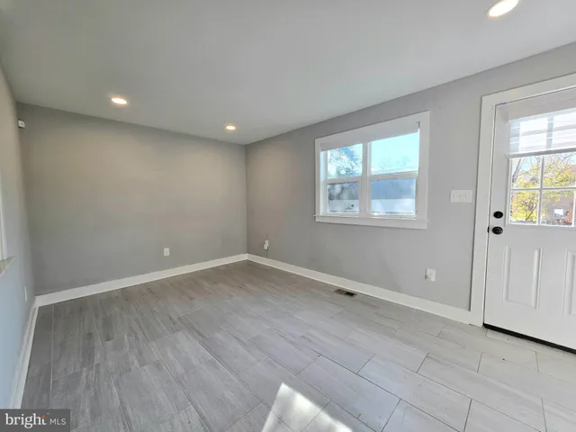 $3,200 | 602 West 19th Street, Wilmington, DE 19802