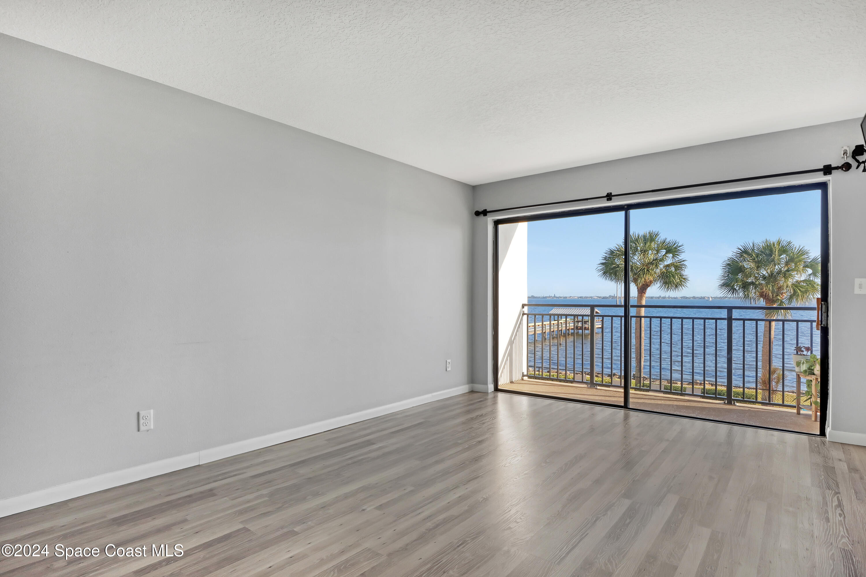 3901 Dixie Highway Northeast, Unit 209 Palm Bay, FL 32905 - Photo 3 of 50 3901 Dixie #209 (17)