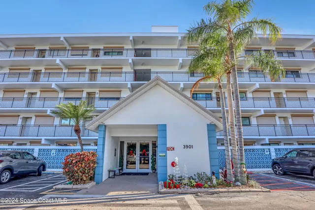 $235,000 | 3901 Dixie Highway Northeast, Unit 209, Palm Bay, FL 32905