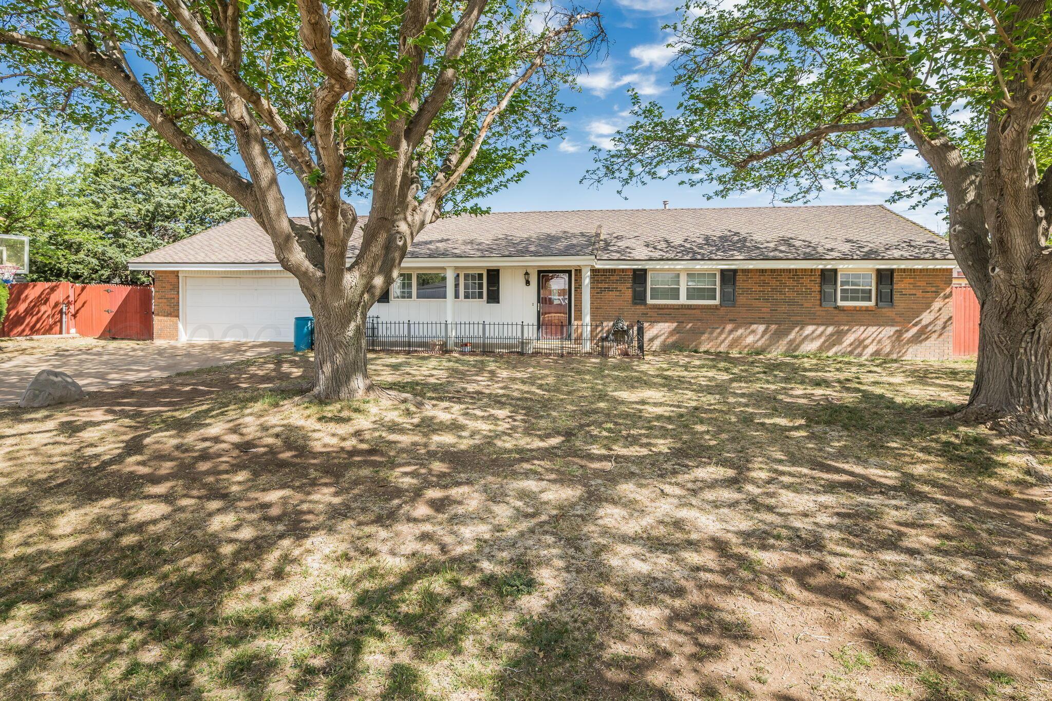 206 Rosemary Ln 02