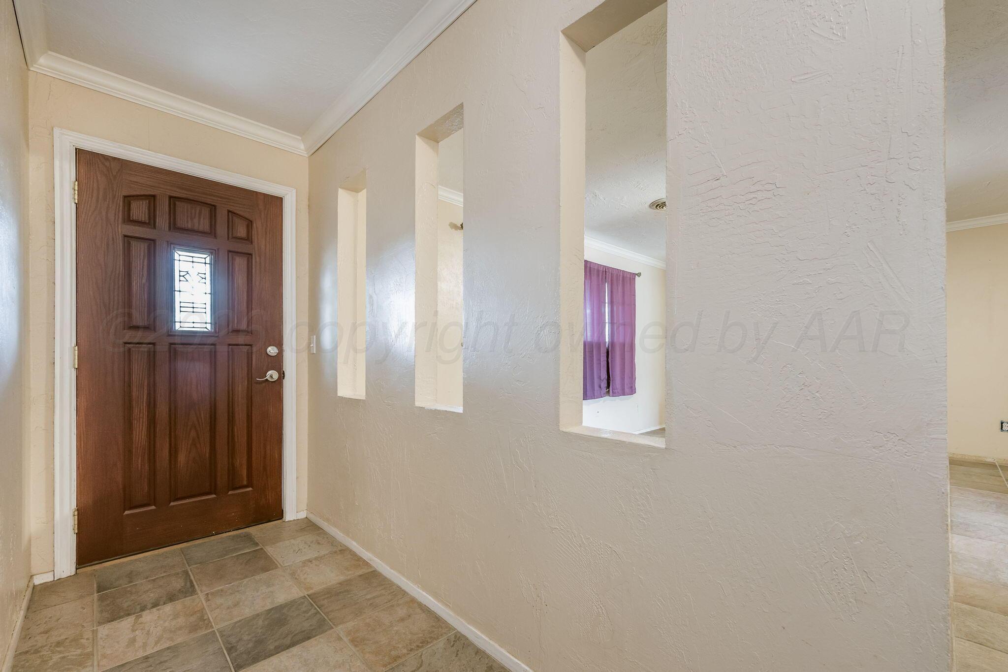 206 Rosemary Lane Amarillo, TX 79119 - Photo 5 of 35 206 Rosemary Ln 08