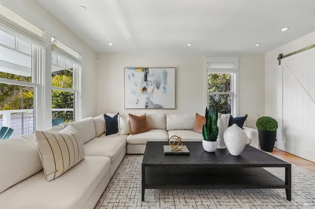 $2,500,000 | 106 Baltimore Avenue, Corte Madera, CA 94925