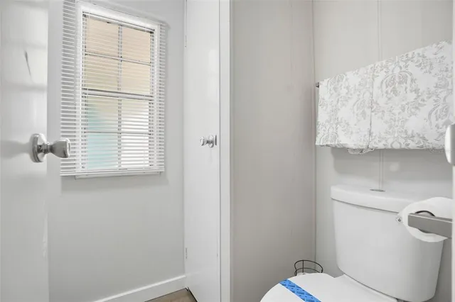 a close up of a shower