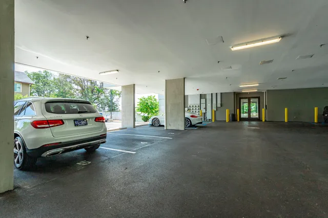 $2,500 | 411 Fairpoint Street, Unit 308, Chattanooga, TN 37405