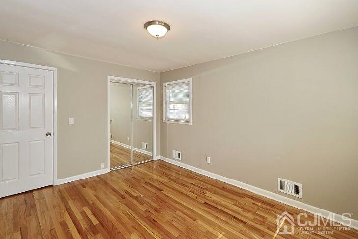 325 Dukes Road Colonia, NJ 07067 - Photo 11 of 22 Gallery Image 11