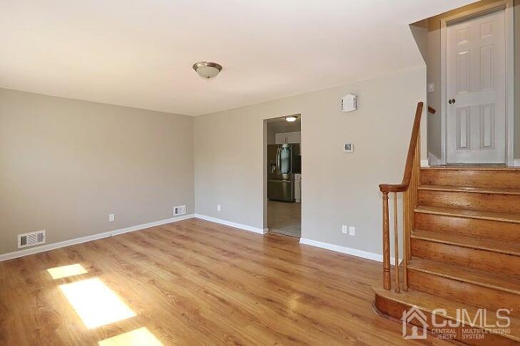 325 Dukes Road Colonia, NJ 07067 - Photo 4 of 22 Gallery Image 4