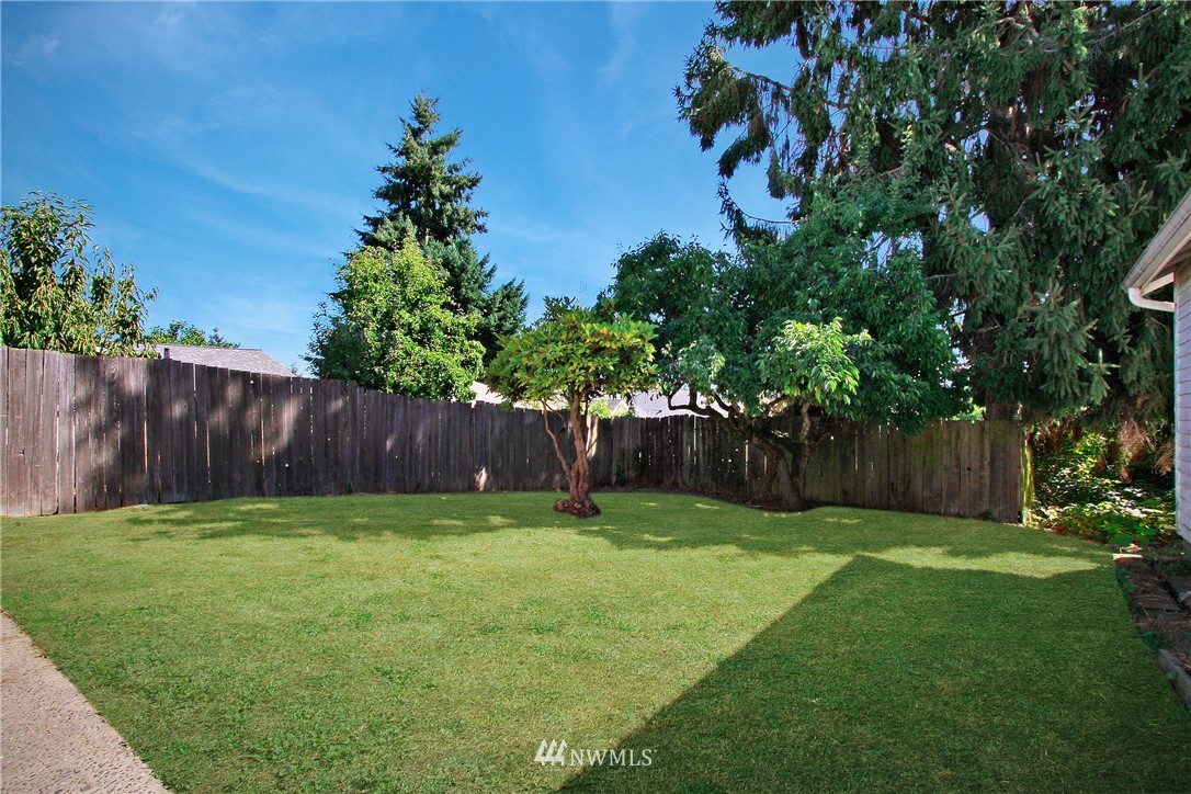 7916 Renton Avenue South Seattle, WA 98118 - Photo 16 of 18