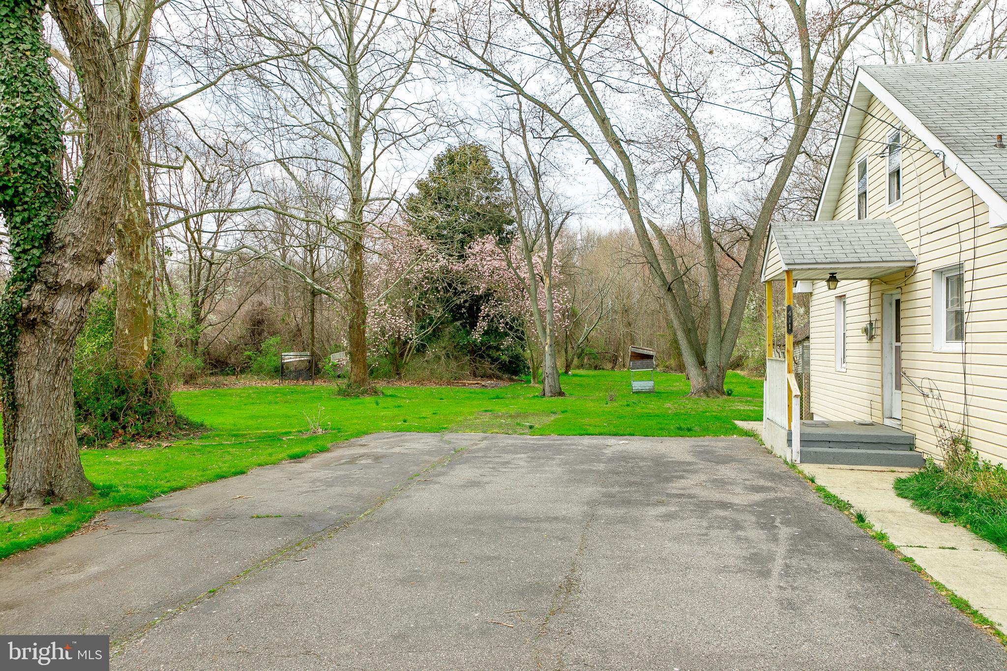 411 North Hook Road Pennsville, NJ 08070 - Photo 4 of 21 Gallery Image 4