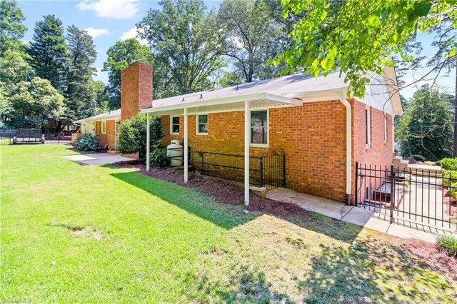 $549,000 | 1011 Westmont Drive, Asheboro, NC 27205