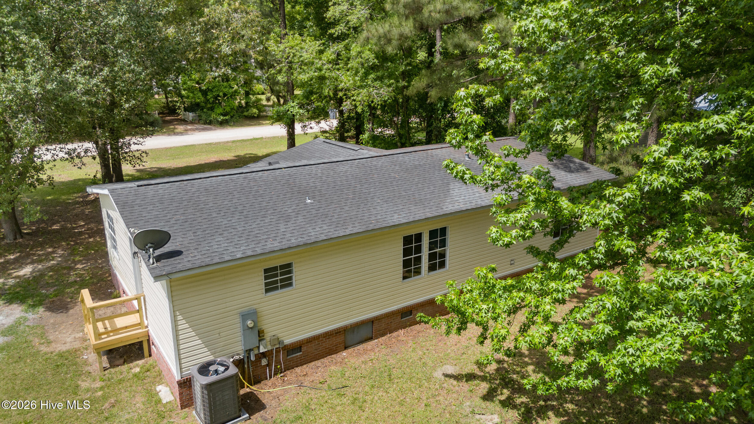 211 Pond Road Rocky Point, NC 28457 - Photo 30 of 38 29_drone