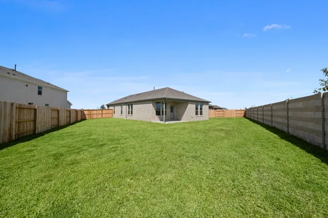 $249,990 | 1806 Glacier Gorge Trail, Dayton, TX 77535