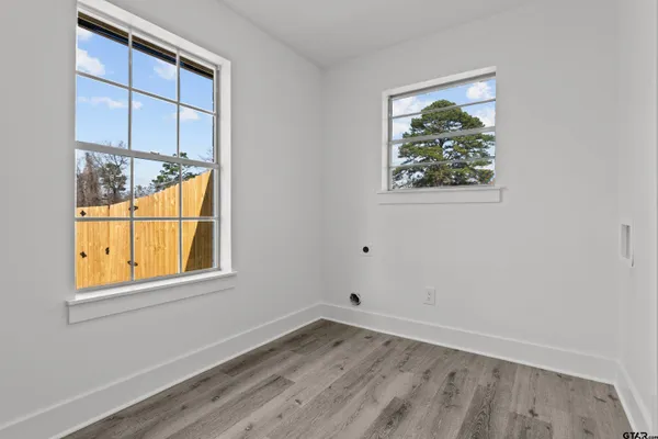 $374,500 | 3456 Meadowdale, Flint, TX 75762