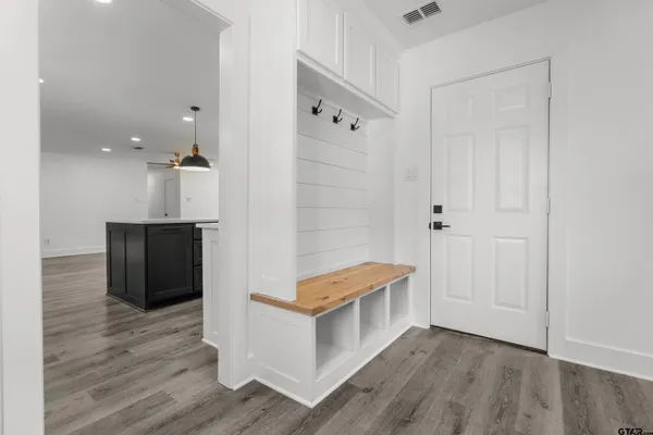 $374,500 | 3456 Meadowdale, Flint, TX 75762