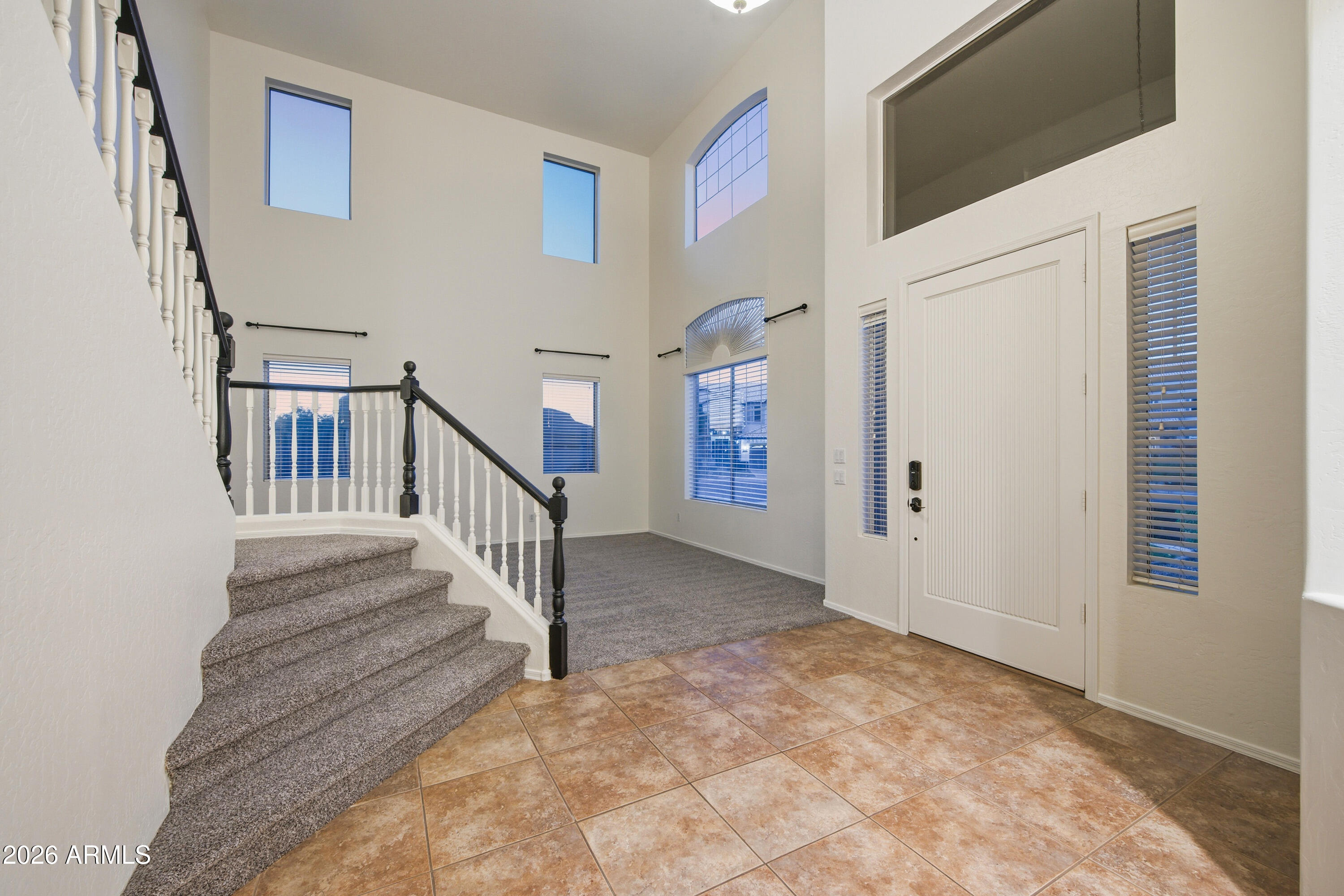 3535 East Derringer Way Gilbert, AZ 85297 - Photo 5 of 37 a view of entryway