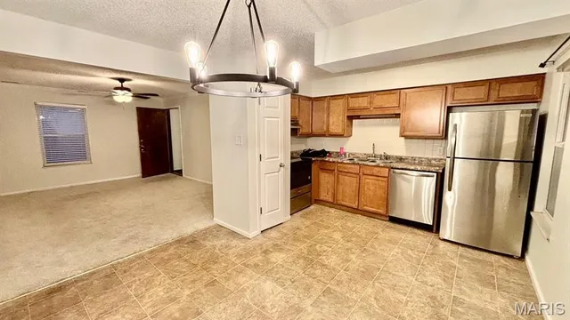 $1,425 | 773 Delray Drive, Unit D, St. Peters, MO 63376