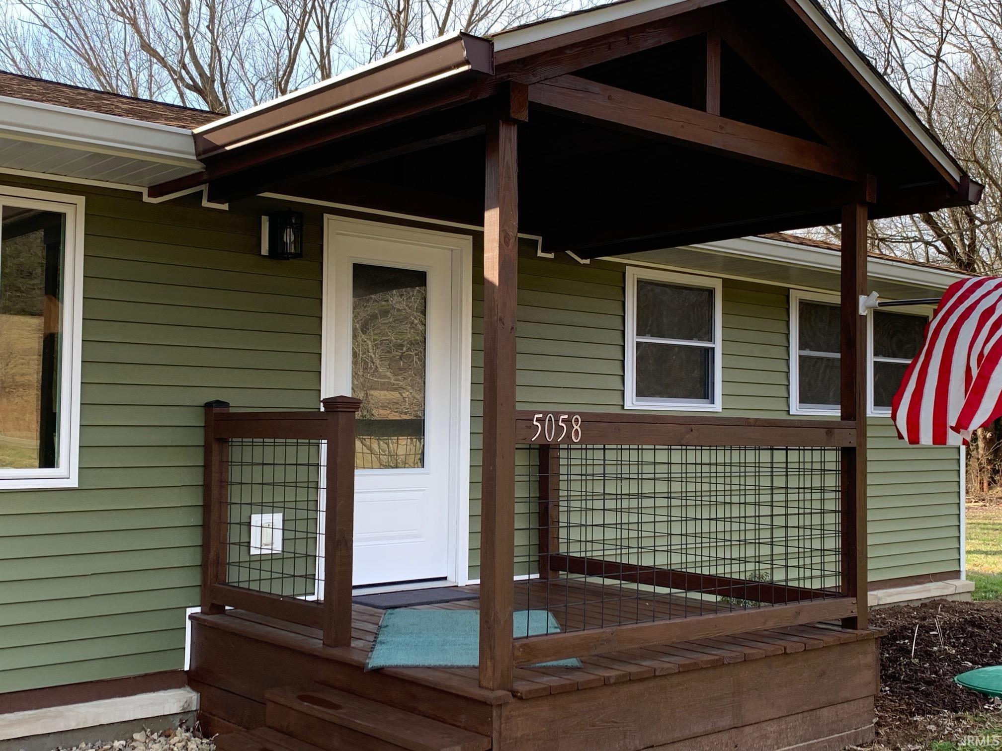 5058 East State Road Bloomfield, IN 47424 - Photo 2 of 35