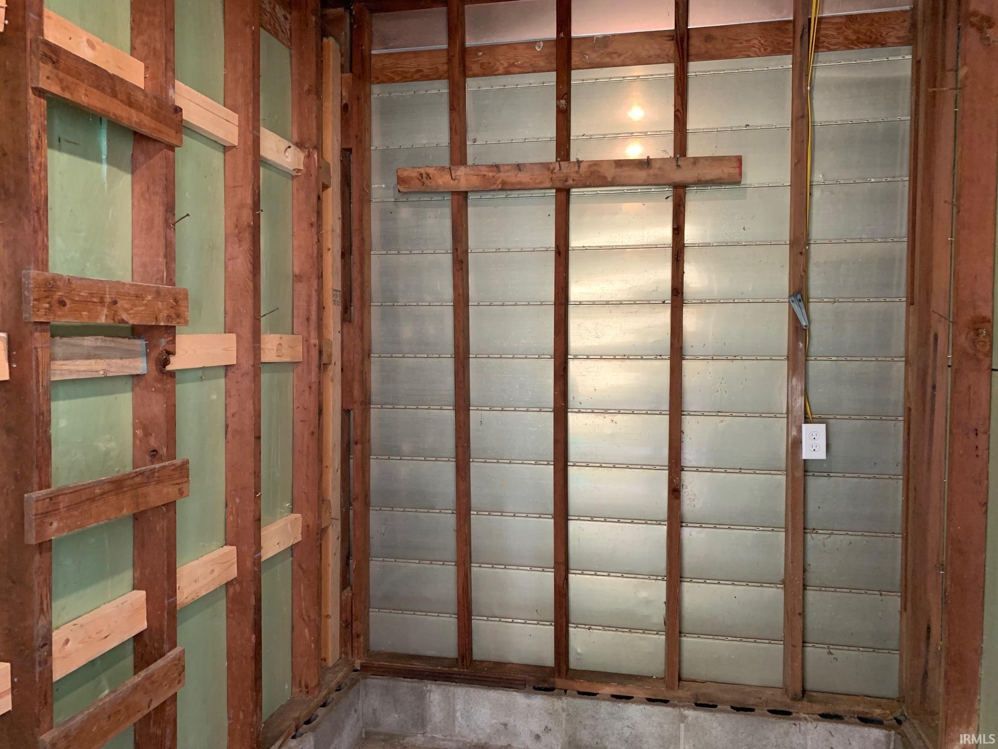 5058 East State Road Bloomfield, IN 47424 - Photo 29 of 35