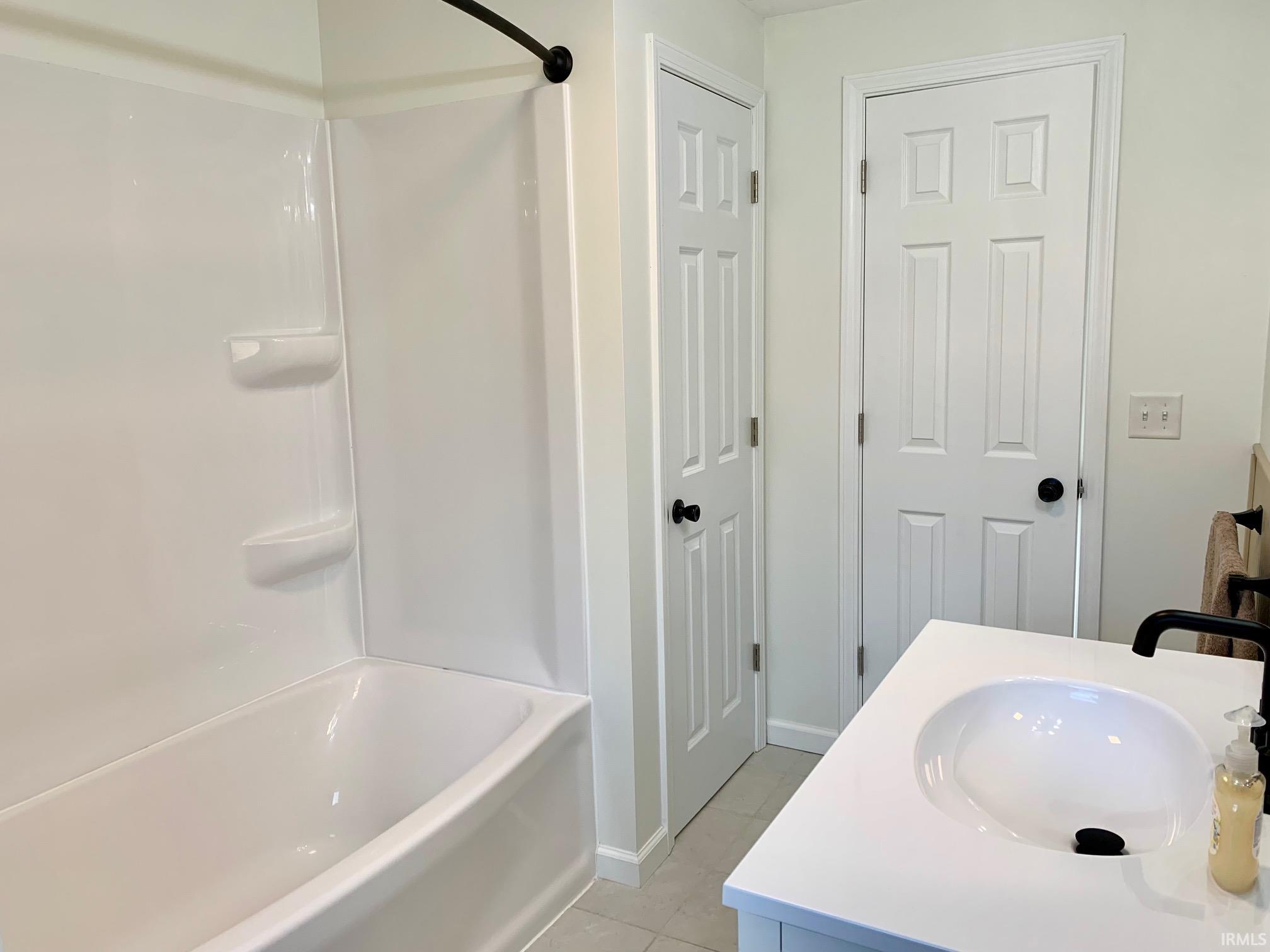 5058 East State Road Bloomfield, IN 47424 - Photo 10 of 35