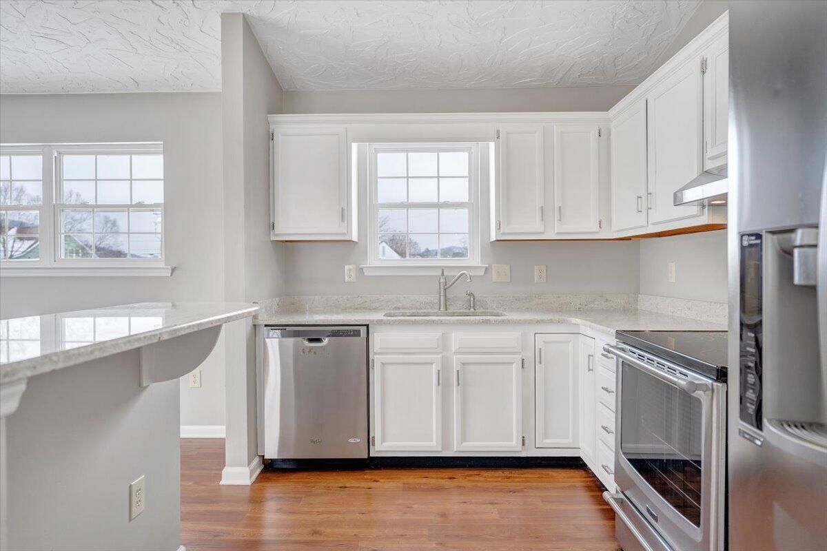 5957 Plantation Road Roanoke, VA 24019 - Photo 13 of 30 016-MIB04144