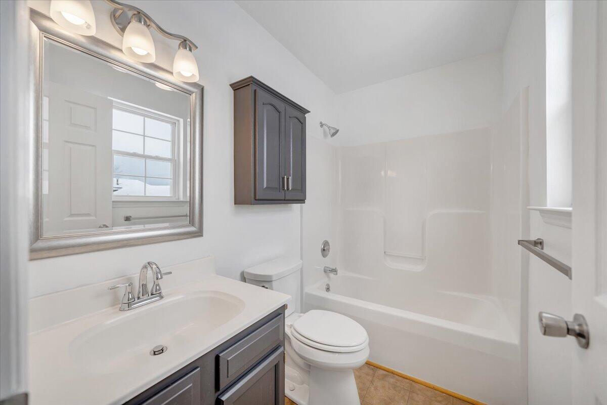 5957 Plantation Road Roanoke, VA 24019 - Photo 18 of 30 022-MIB04081