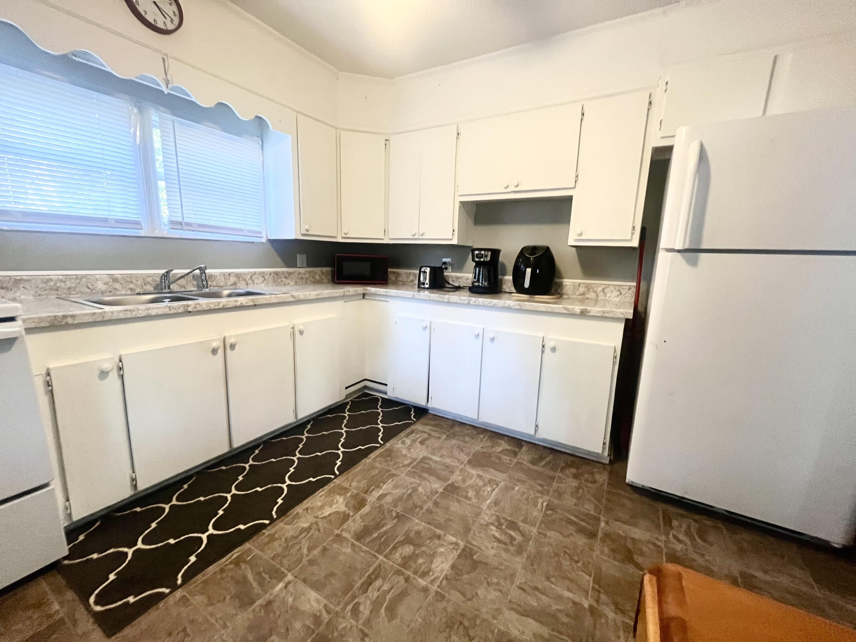 122 Retha Road Orangeburg, SC 29115 - Photo 8 of 16 IMG_5447