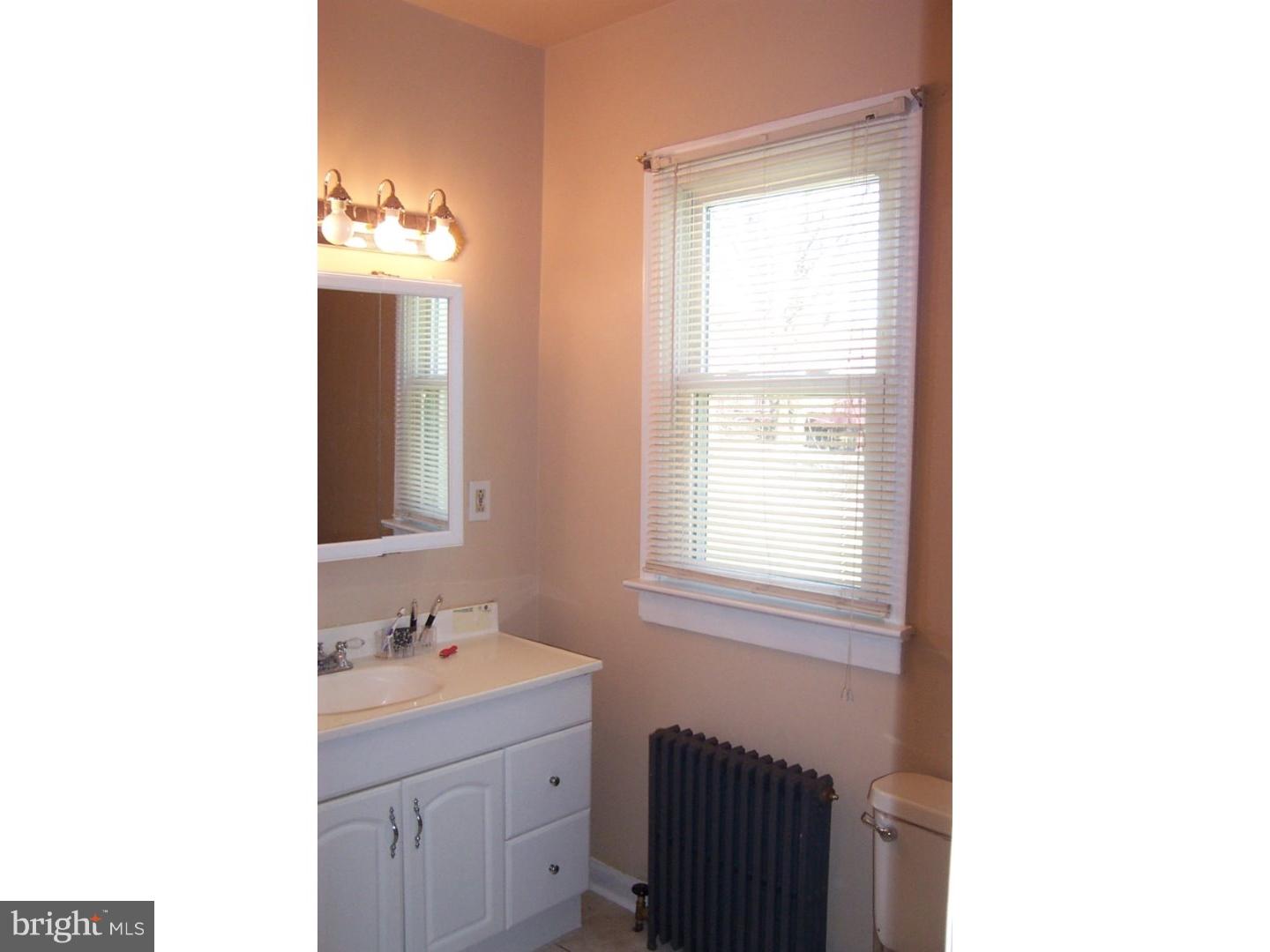 305 Tuckahoe Road Sewell, NJ 08080 - Photo 9 of 18 Master Bathroom